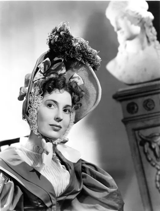 Framed Print : GREAT EXPECTATIONS, Valerie Hobson, 1946 Framed Print : GREAT EXPECTATIONS, Valerie Hobson, 1946