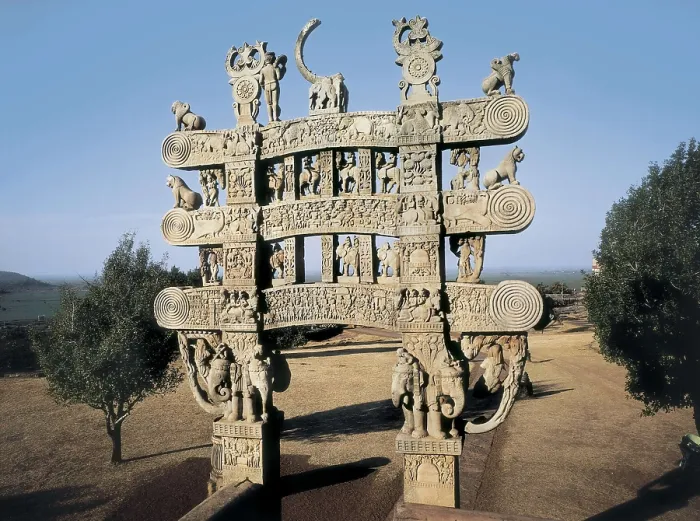 Framed Print : Great Stupa. 3rd BC. INDIA. Sanchi. Northern torana (gateway) of the Great Stupa. Hindu art. Sunga period. Sculpture. AISA / Everett Collection**US SALES ONLY**