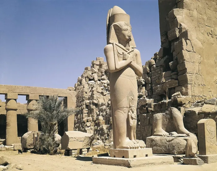 Framed Print : Great Temple of Amon-Re. 16th-4th c. BC. EGYPT. QUENA. Karnak. Thebes. Temple of Amon - Ra. Yard that leads to the second pylon with the colossal statue of Ramesses II