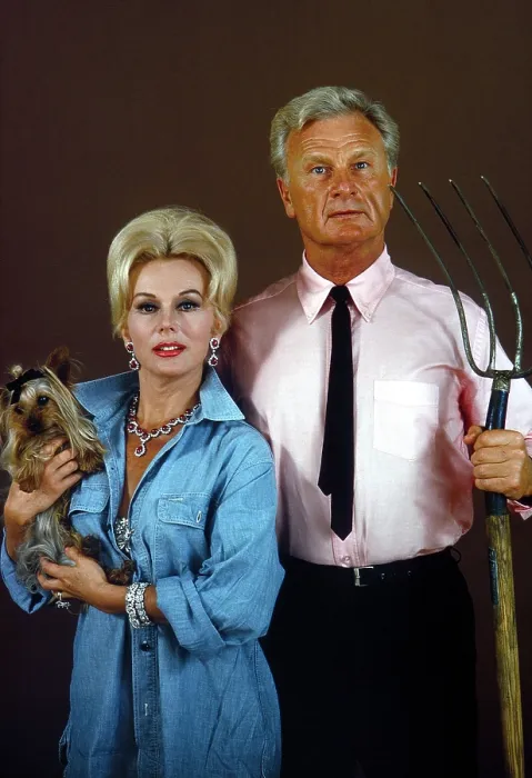 Framed Print : GREEN ACRES, Eva Gabor, Eddie Albert, (1965), 1965-1971 Framed Print : GREEN ACRES, Eva Gabor, Eddie Albert, (1965), 1965-1971