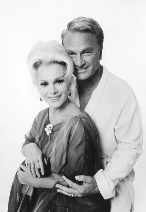 Framed Print : GREEN ACRES, from left: Eva Gabor, Eddie Albert, 1965-1971