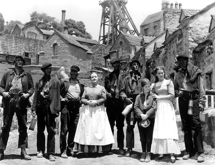 Framed Print : HOW GREEN WAS MY VALLEY, John Loder, Donald Crisp, Sara Allgood, Roddy McDowall, Maureen O'Hara, Patric Knowles, 1941, TM and Copyright (c) 20th Century-Fox Film Corp Framed Print : HOW GREEN WAS MY VALLEY, John Loder, Donald Crisp, Sara Allgood, Roddy McDowall, Maureen O'Hara, Patric Knowles, 1941, TM and Copyright (c) 20th Century-Fox Film Corp
