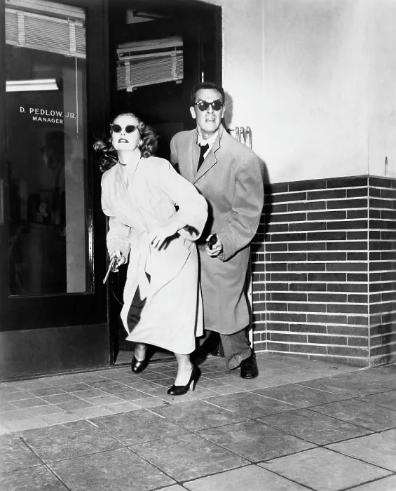 Framed Print : GUN CRAZY, (aka DEADLY IS THE FEMALE), from left: Peggy Cummins, John Dall, 1950