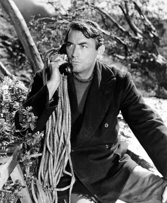 Framed Print : THE GUNS OF NAVARONE, Gregory Peck, 1961 Framed Print : THE GUNS OF NAVARONE, Gregory Peck, 1961