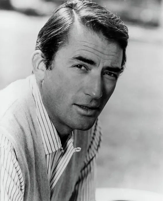 Framed Print : THE GUNS OF NAVARONE, Gregory Peck, 1961