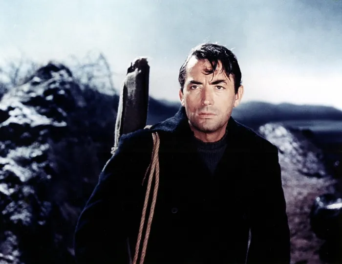 Framed Print : THE GUNS OF NAVARONE, Gregory Peck, 1961