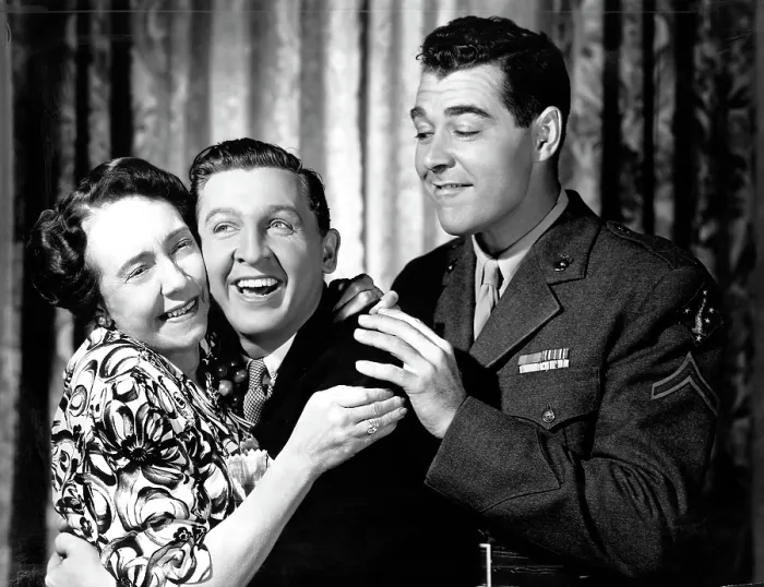 Framed Print : HAIL THE CONQUERING HERO, Elizabeth Patterson, Eddie Bracken, 1944 Framed Print : HAIL THE CONQUERING HERO, Elizabeth Patterson, Eddie Bracken, 1944