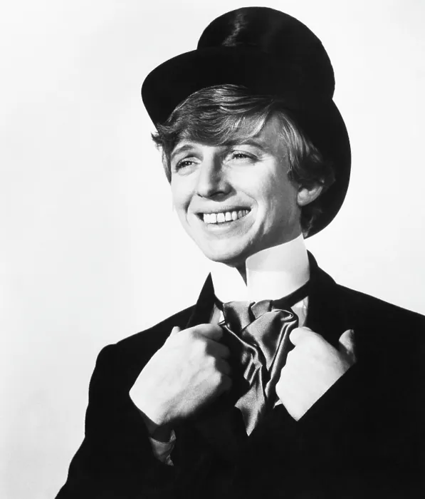 Framed Print : HALF A SIXPENCE, Tommy Steele, 1967 Framed Print : HALF A SIXPENCE, Tommy Steele, 1967
