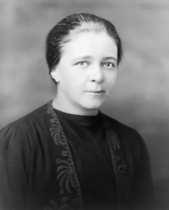 Framed Print : Hannah Stone, was a physician and associate of Margaret Sanger. In the 1920's she was twice arrested for her birth control activism, and was acquitted on both occasions Framed Print : Hannah Stone, was a physician and associate of Margaret Sanger. In the 1920's she was twice arrested for her birth control activism, and was acquitted on both occasions