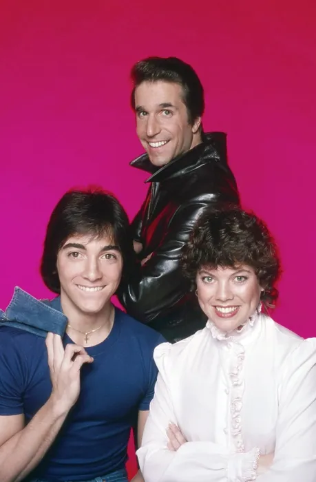Framed Print : HAPPY DAYS, from left, Scott Baio, Henry Winkler, Erin Moran, 1974-84 (1982 photo) Framed Print : HAPPY DAYS, from left, Scott Baio, Henry Winkler, Erin Moran, 1974-84 (1982 photo)