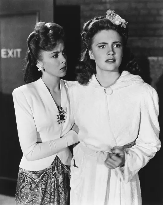 Framed Print : THE HARD WAY, from left: Ida Lupino, Joan Leslie, 1943