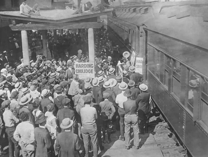 Framed Print : Harding-Coolidge Theatrical League train arriving in Marion, Ohio, August 24, 1920