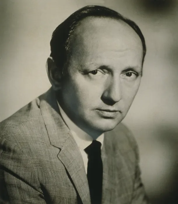 Framed Print : Harold Robbins (1916-1997) popular American novelist, best known for The Carpetbaggers (1961), based on the life of Howard Hughes, and made into a movie in 1964 Framed Print : Harold Robbins (1916-1997) popular American novelist, best known for The Carpetbaggers (1961), based on the life of Howard Hughes, and made into a movie in 1964