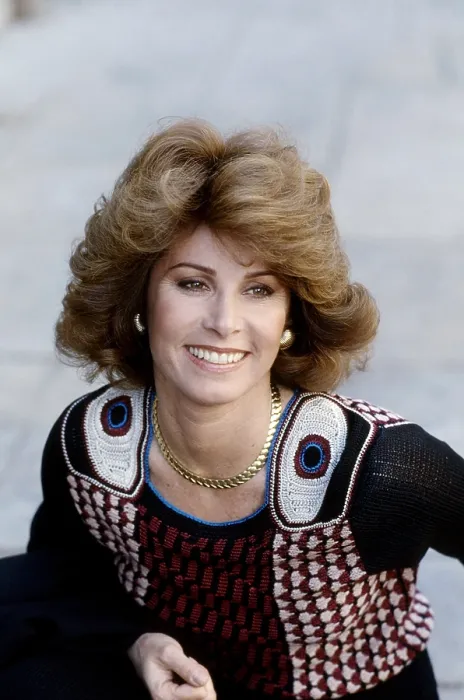 Framed Print : HART TO HART, Stefanie Powers, 1979-84