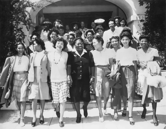Framed Print : Hattie McDaniel leads entertainers to perform for soldiers at Minter Field