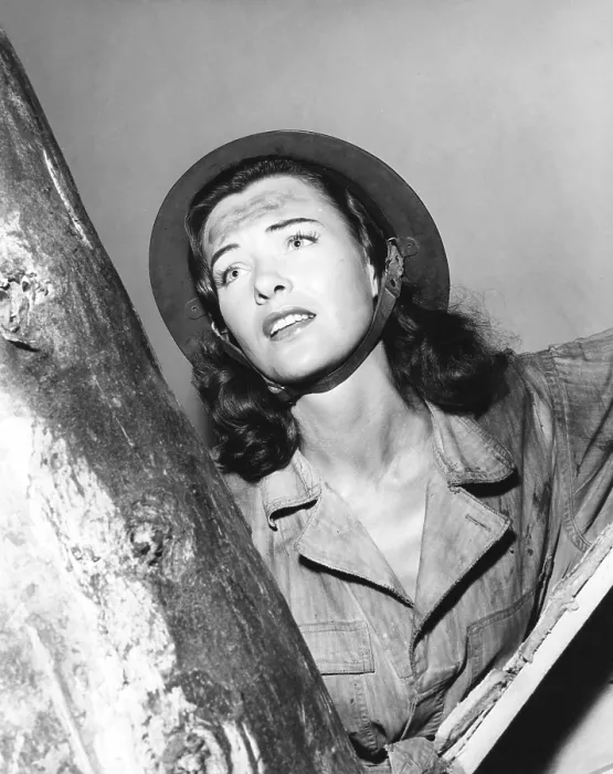 Framed Print : CRY HAVOC, Ella Raines, 1943 Framed Print : CRY HAVOC, Ella Raines, 1943