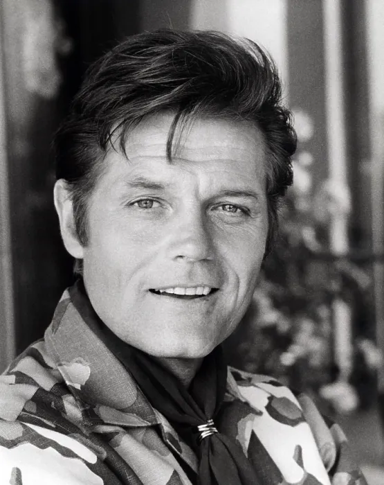 Framed Print : HAWAII FIVE-O, Jack Lord, 1968-1980. ©CBS / courtesy Evererett Collection Framed Print : HAWAII FIVE-O, Jack Lord, 1968-1980. ©CBS / courtesy Evererett Collection