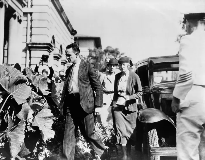 Framed Print : Hawaii Honor Killing defendants, Thomas H. Massie and Mrs. Grace Fortescue arriving at the courthouse for trial for the murder of Joseph Kahahawai in Honolulu, Hawaii Framed Print : Hawaii Honor Killing defendants, Thomas H. Massie and Mrs. Grace Fortescue arriving at the courthouse for trial for the murder of Joseph Kahahawai in Honolulu, Hawaii