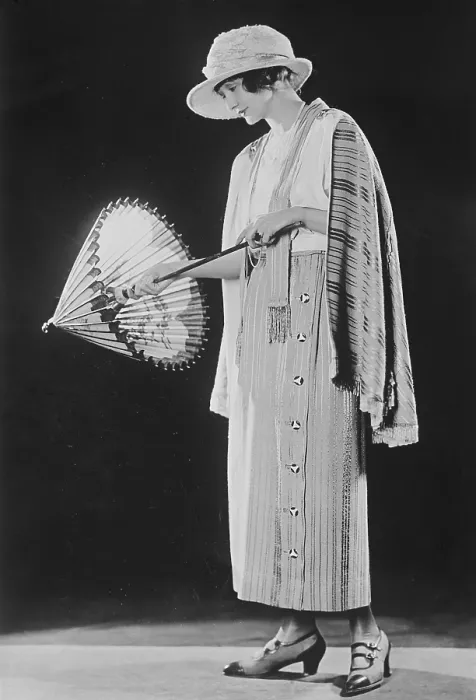 Framed Print : Hedda Hopper (1890-1966), born Elda Furry, as a young actress, then married to comic actor DeWolf Hopper. Ca. 1920