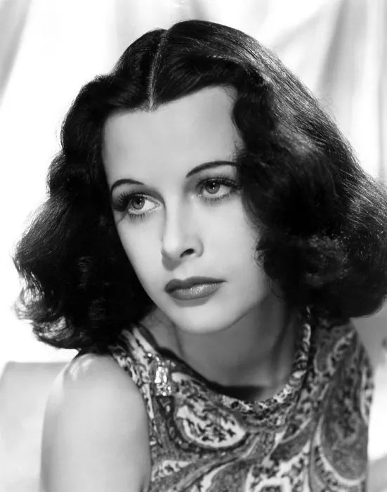 Framed Print : HEDY LAMARR, c. early 1940s Framed Print : HEDY LAMARR, c. early 1940s