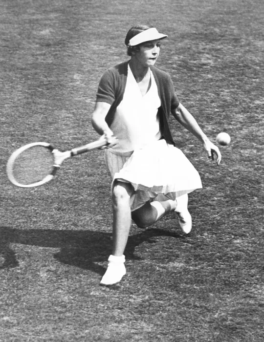 Framed Print : Helen Wills Moody warming up before her first round match with Esther Bartosh at Forest Hills. Aug. 15, 1933. Wills Moody lost her finals match to Helen Hull Jacobs for the U.S Framed Print : Helen Wills Moody warming up before her first round match with Esther Bartosh at Forest Hills. Aug. 15, 1933. Wills Moody lost her finals match to Helen Hull Jacobs for the U.S