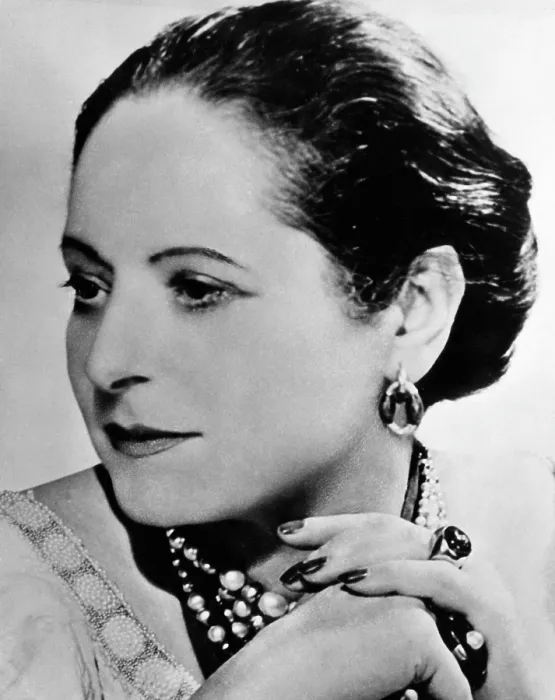 Framed Print : Helena Rubinstein, (1871-1965), founder of the cosmetics company Helena Rubinstein Incorporated, c. 1930's.. Courtesy: CSU Archives / Everett Collection Framed Print : Helena Rubinstein, (1871-1965), founder of the cosmetics company Helena Rubinstein Incorporated, c. 1930's.. Courtesy: CSU Archives / Everett Collection