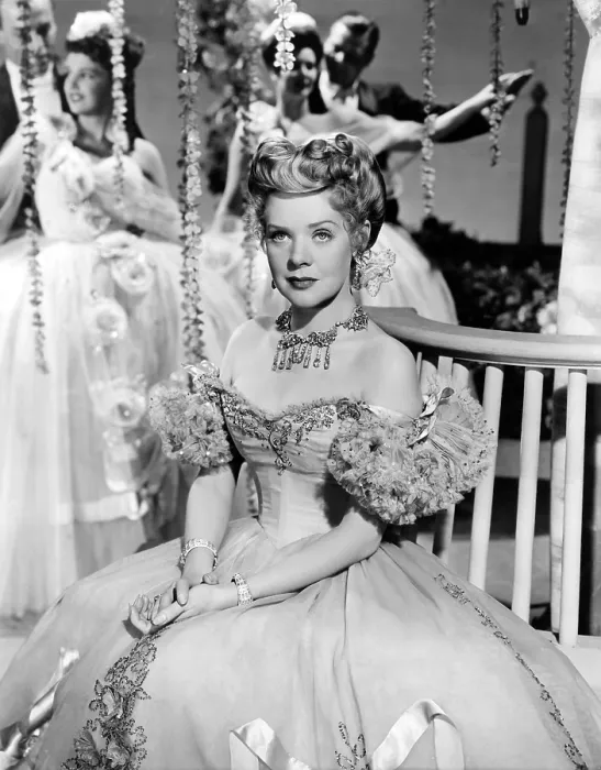 Framed Print : HELLO, FRISCO, HELLO, Alice Faye, 1943, TM & Copyright 20th Century Fox Film Corp. / courtesy Everett Collection Framed Print : HELLO, FRISCO, HELLO, Alice Faye, 1943, TM & Copyright 20th Century Fox Film Corp. / courtesy Everett Collection