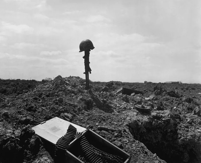 Framed Print : Helmet and rifle monument to a dead U.S. soldier on a shell-blasted beach of France. He was killed on D-Day during the Normandy landings, June 6, 1944, World War 2 Framed Print : Helmet and rifle monument to a dead U.S. soldier on a shell-blasted beach of France. He was killed on D-Day during the Normandy landings, June 6, 1944, World War 2