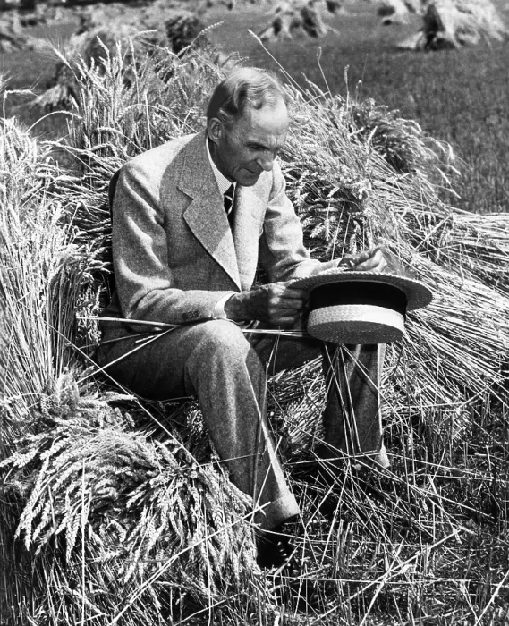 Framed Print : Henry Ford, (1863-1947). Courtesy: CSU Archives / Everett Collection