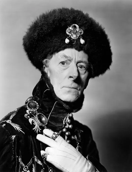 Framed Print : HENRY V, Ernest Thesiger, 1944 Framed Print : HENRY V, Ernest Thesiger, 1944