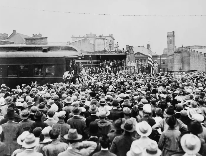 Framed Print : Herbert Hoover's whistle stop campaign train during the 1928 Presidential election. (BSLOC_2015_16_71) Framed Print : Herbert Hoover's whistle stop campaign train during the 1928 Presidential election. (BSLOC_2015_16_71)