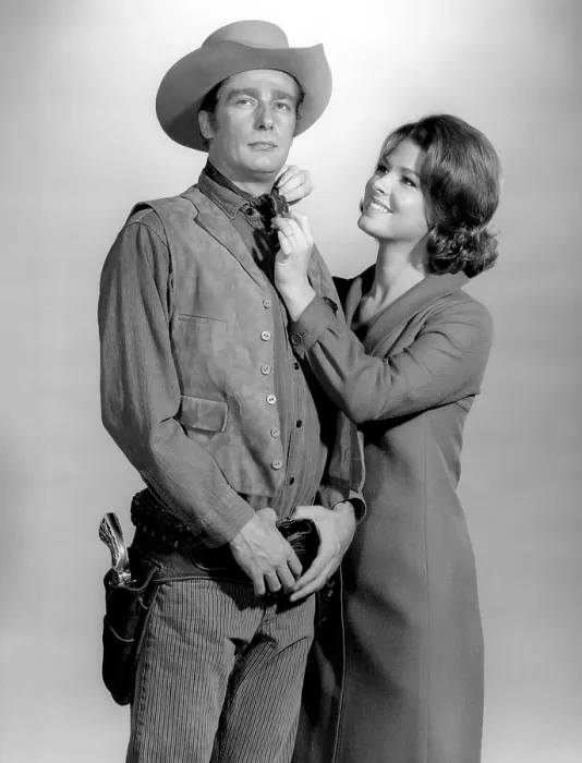 Framed Print : THE HERO, Richard Mulligan, Mariette Hartley, 1966-67