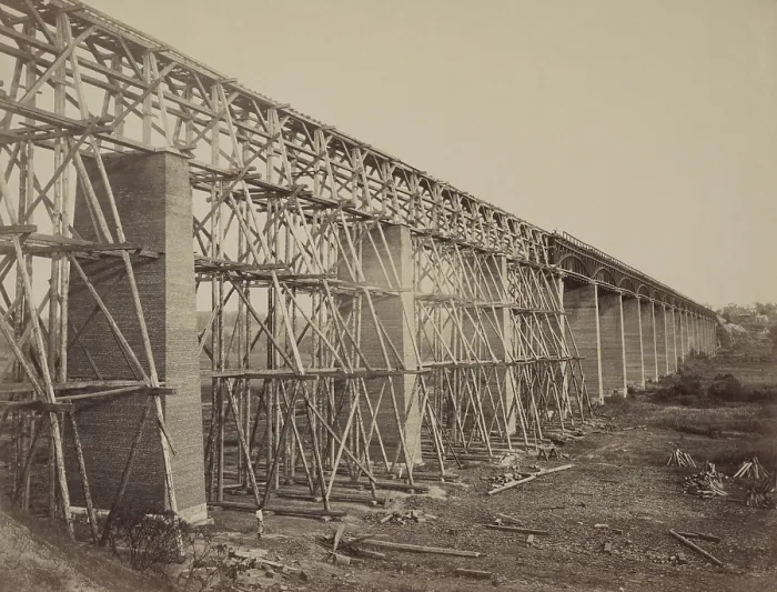 Framed Print : High Bridge crossed the Appomattox River, near Farmville, in 1865 Framed Print : High Bridge crossed the Appomattox River, near Farmville, in 1865