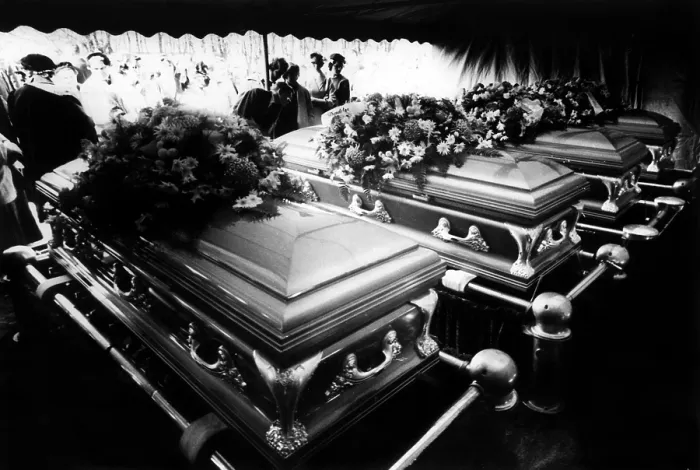 Framed Print : High school classmates of Nancy and Kenyon Clutter, look on their caskets and their parents who were slain in their farm home, Garden City, Kansas, 1959 Framed Print : High school classmates of Nancy and Kenyon Clutter, look on their caskets and their parents who were slain in their farm home, Garden City, Kansas, 1959