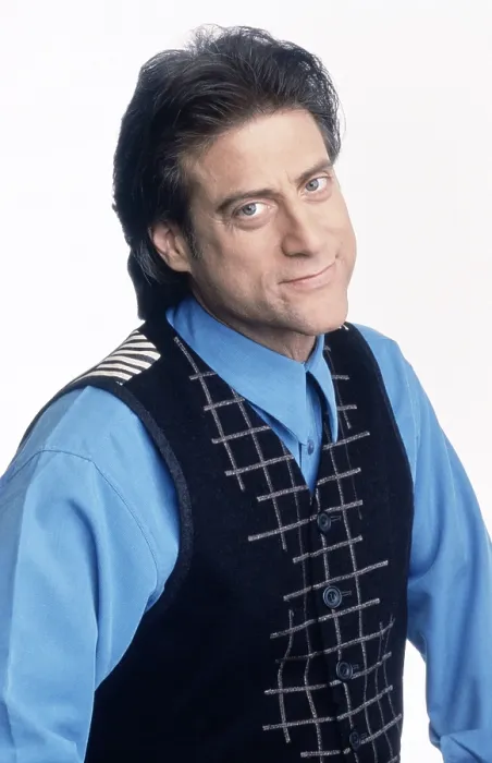Framed Print : HILLER AND DILLER, Richard Lewis, (Season 1, 1997-1998) Framed Print : HILLER AND DILLER, Richard Lewis, (Season 1, 1997-1998)