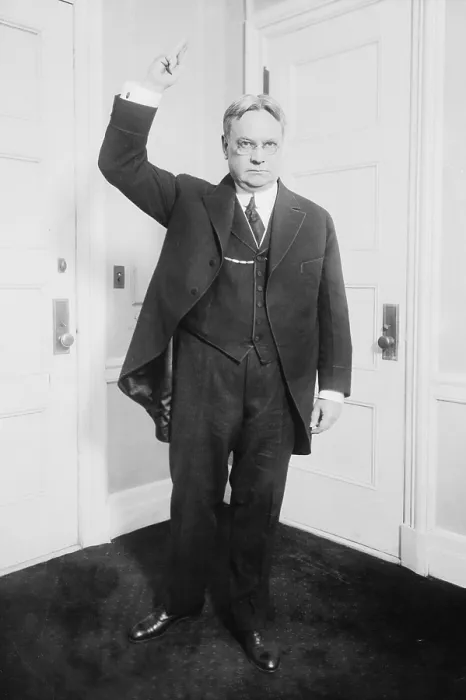 Framed Print : Hiram W. Johnson, (1866-1945), Republican Senator from California, from 1917-1945, with a clenched fist. Ca. 1920 Framed Print : Hiram W. Johnson, (1866-1945), Republican Senator from California, from 1917-1945, with a clenched fist. Ca. 1920