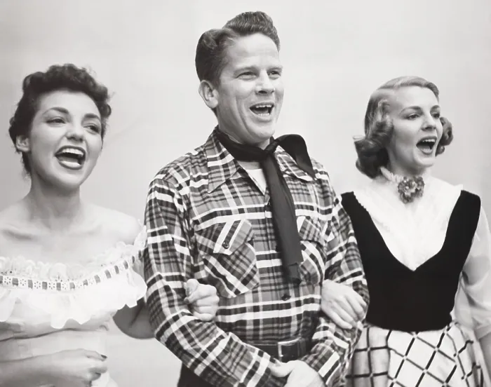 Framed Print : YOUR HIT PARADE, from left: June Valli, Snooky Lanson, Dorothy Collins, 1950-1959