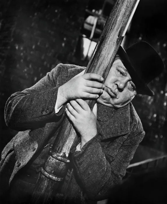 Framed Print : HOBSON'S CHOICE, Charles Laughton, 1954 Framed Print : HOBSON'S CHOICE, Charles Laughton, 1954
