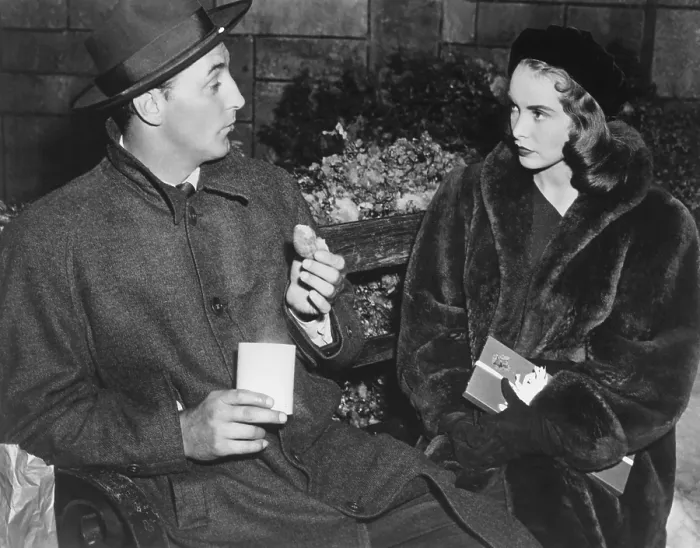 Framed Print : HOLIDAY AFFAIR, from left: Robert Mitchum, Janet Leigh, 1949
