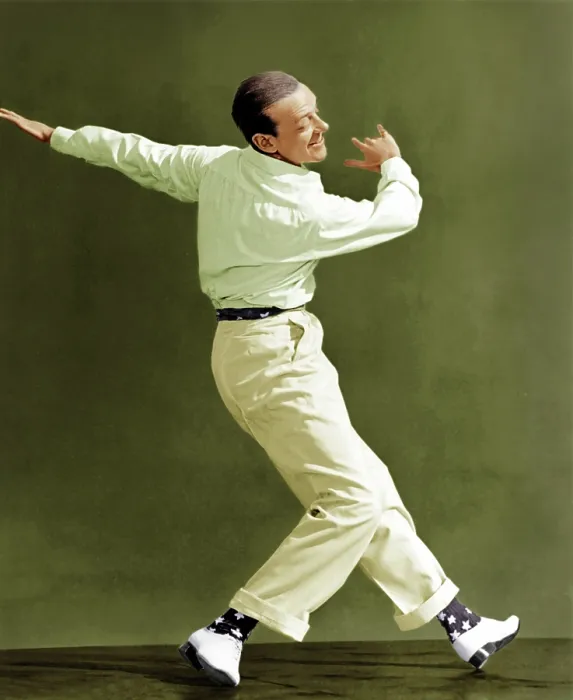Framed Print : HOLIDAY INN, Fred Astaire, 1942 Framed Print : HOLIDAY INN, Fred Astaire, 1942