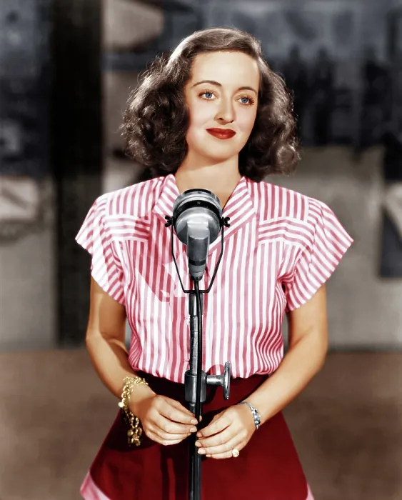 Framed Print : HOLLYWOOD CANTEEN, Bette Davis, 1944
