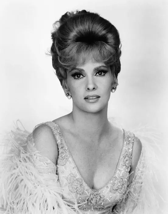 Framed Print : HOTEL PARADISO, Gina Lollobrigida, 1966