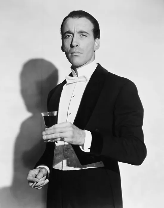 Framed Print : THE HOUND OF THE BASKERVILLES, from left: Christopher Lee, Marla Landi, 1959 Framed Print : THE HOUND OF THE BASKERVILLES, from left: Christopher Lee, Marla Landi, 1959