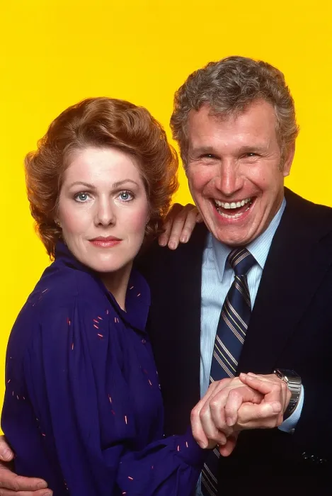 Framed Print : HOUSE CALLS, from left: Lynn Redgrave, Wayne Rogers, (1980), 1979-1982 Framed Print : HOUSE CALLS, from left: Lynn Redgrave, Wayne Rogers, (1980), 1979-1982