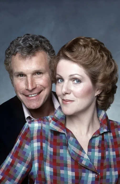 Framed Print : HOUSE CALLS, from left: Lynn Redgrave, Wayne Rogers, (1980), 1979-1982 Framed Print : HOUSE CALLS, from left: Lynn Redgrave, Wayne Rogers, (1980), 1979-1982