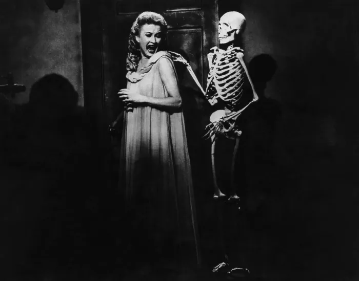 Framed Print : HOUSE ON HAUNTED HILL, Carol Ohmart, 1959