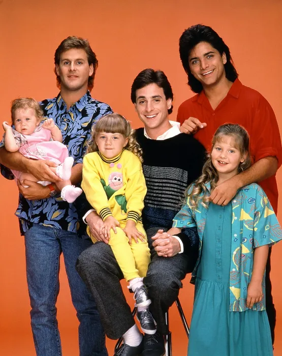 Framed Print : FULL HOUSE, Mary Kate Ashley Olse, Dave Coulier, Jodie Sweetin, Bob Saget, John Stamos, Candace Cameron, Season 1, 1987-1995 Framed Print : FULL HOUSE, Mary Kate Ashley Olse, Dave Coulier, Jodie Sweetin, Bob Saget, John Stamos, Candace Cameron, Season 1, 1987-1995