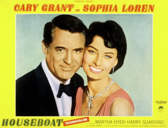 Framed Print : HOUSEBOAT, Cary Grant, Sophia Loren, 1958