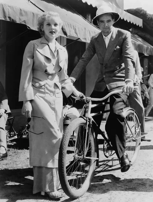 Framed Print : Howard Hughes 1905-1976 with actress Ida Lupino 1918-1995 in Miami Florida 1937. LC-USZ62-120724 Framed Print : Howard Hughes 1905-1976 with actress Ida Lupino 1918-1995 in Miami Florida 1937. LC-USZ62-120724