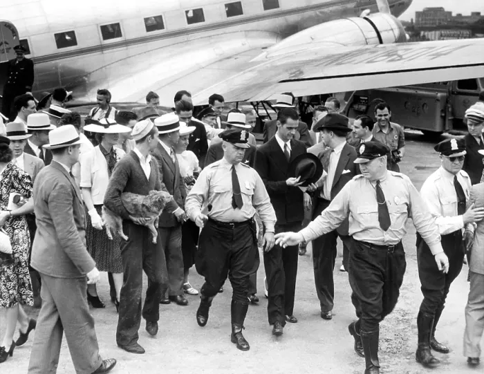 Framed Print : Howard Hughes leaves his plane in Washington, DC after his round the world flight, 7 / 21 / 38. Courtesy: CSU Archives / Everett Collection Framed Print : Howard Hughes leaves his plane in Washington, DC after his round the world flight, 7 / 21 / 38. Courtesy: CSU Archives / Everett Collection
